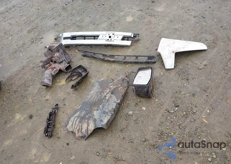 2019 Chevrolet Silverado 1500 Lt z USA, uszkodzony, nr VIN 3GCUYDED6KG107405